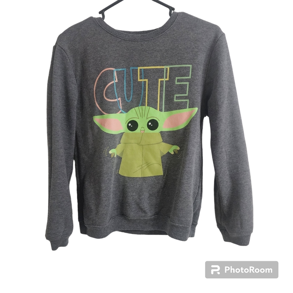 Star wars baby Yoda sweatshirt